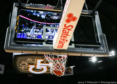 Georgia Tech scores a basket