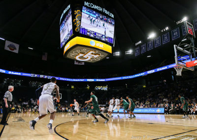 Georgia Tech and Charlotte in action in the Hank McCamish Pavilion