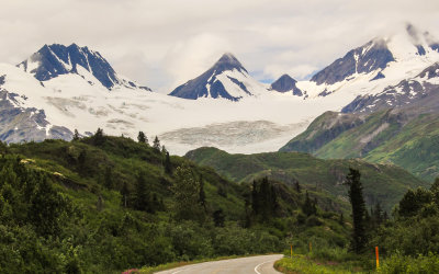 Worthington Glacier as seen from the Richardson Highway