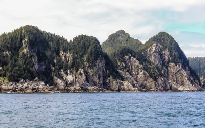 Rocky shoreline along the Aialik Peninsula in Kenai Fjords National Park