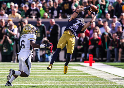 Irish WR Will Fuller makes a leaping catch in front of Jackets DB Chris Milton