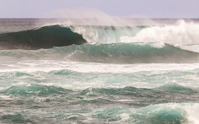 Heavy surf at Sunset Beach on Oahu