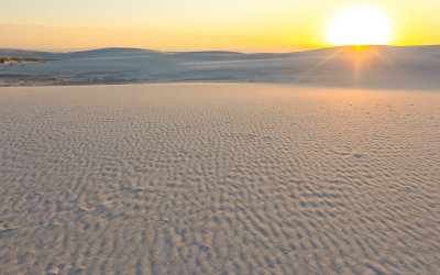 Sunrise over the dunes in White Sands National Monument