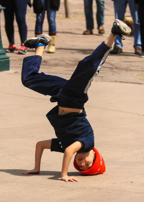 Young street performer in Santa Fe Plaza