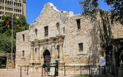 The Alamo under the Texas state flag, San Antonio Missions NHP