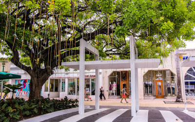 Outdoor mall area on South Beach