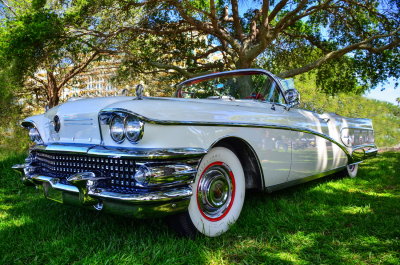 58 Buick Ltd.jpg