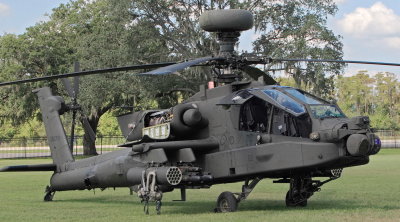 Boeing AH-64 Apache.jpg