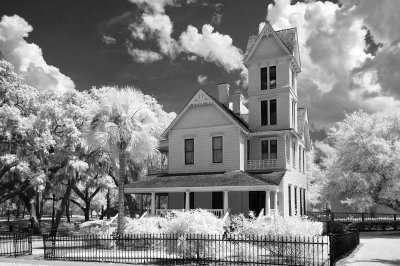 IR Capture Mote-Morris House.jpg
