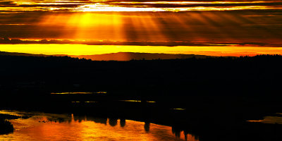 Sunset on the Columbia River Gorge 3