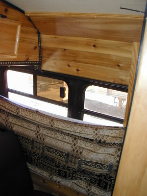 The side details, rear of the stall 