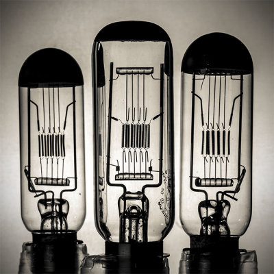 Les vieilles lampes