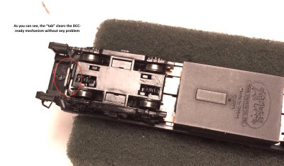 aig rear of shell Atlas-Kato tab clears mechanism fits fine.jpg