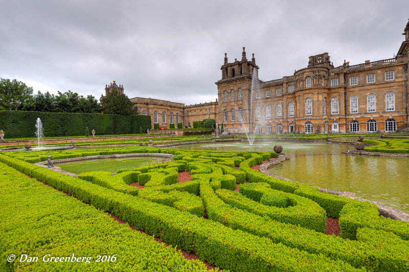 Hedges and Fountains