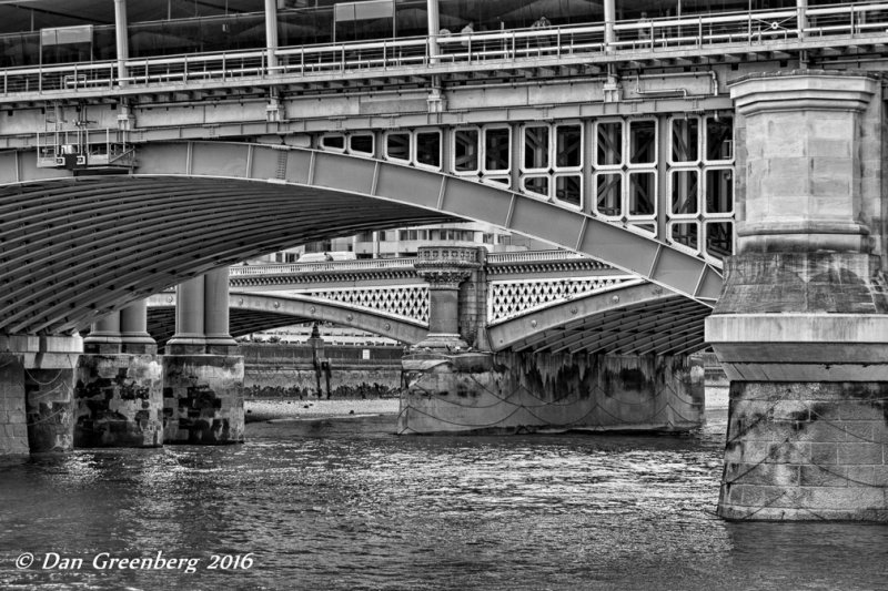 Cruising Under Bridges on the Thames