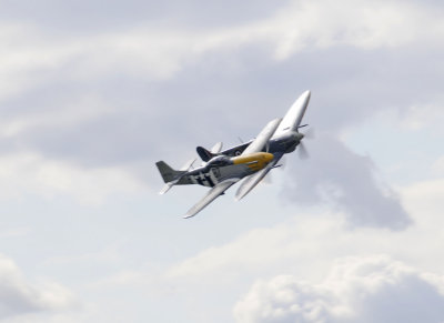 Mustang plus Spitfire.jpg