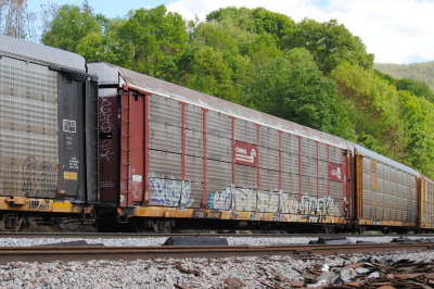 961745