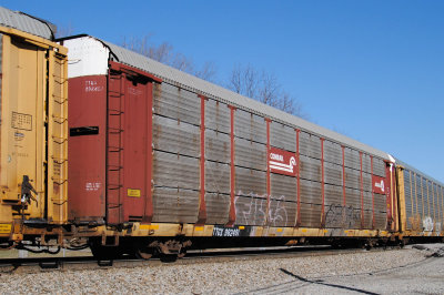 982401