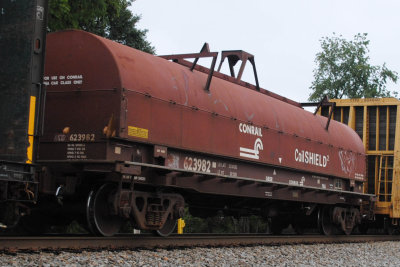 623982