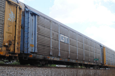 504280
