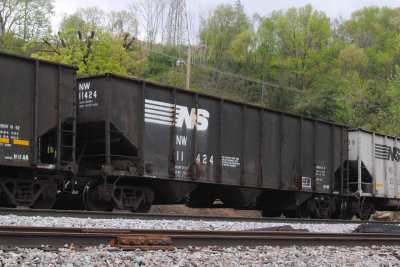 11424