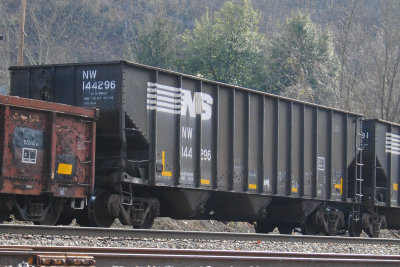 144296