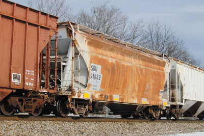 91069
