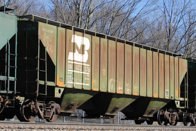 472376