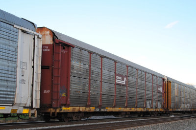 980161