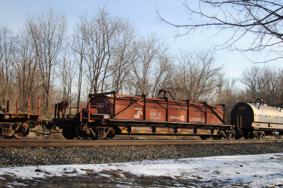 631083