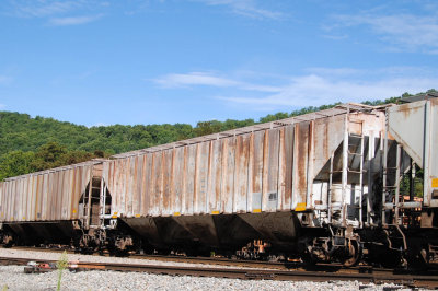 88643