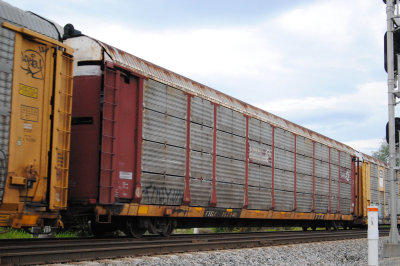157940