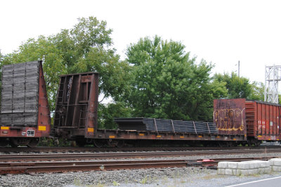 88183