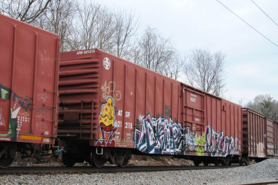 621215