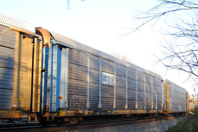 942025