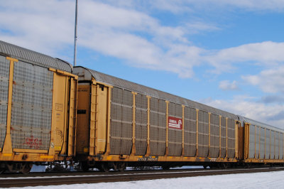 942435