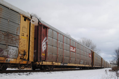 973675