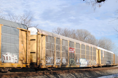 852916