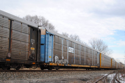 979795