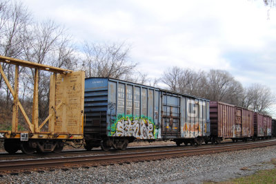 598119