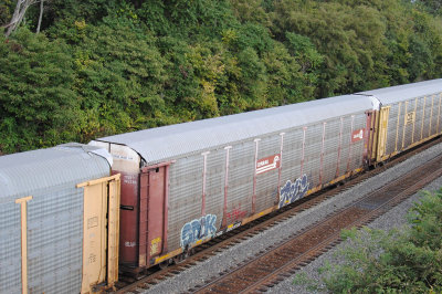 982338
