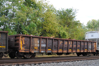 350589