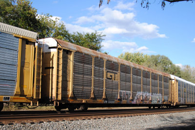 504390