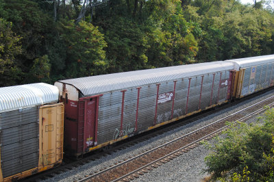 981642