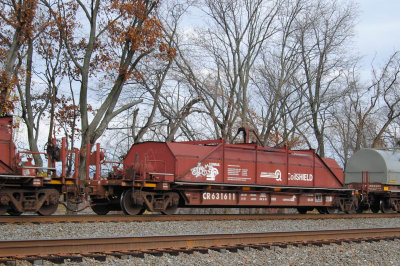 631611