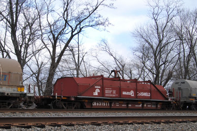 631511