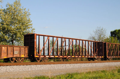 623686
