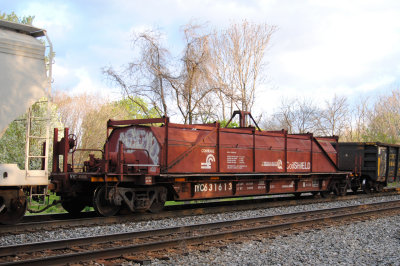 631613
