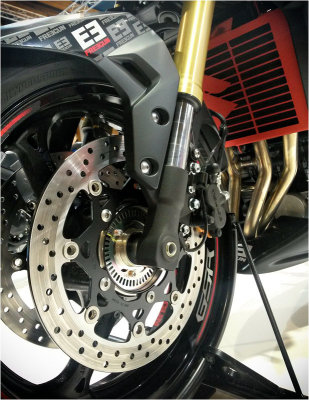 Suzuki GSR