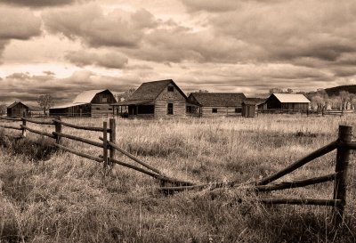 1825-Storm-Clouds-on-Mormon-Row-Toned-w.jpg
